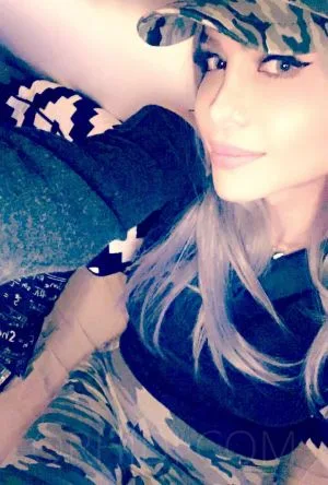 Arabic Shemale Nado escort Dortmund